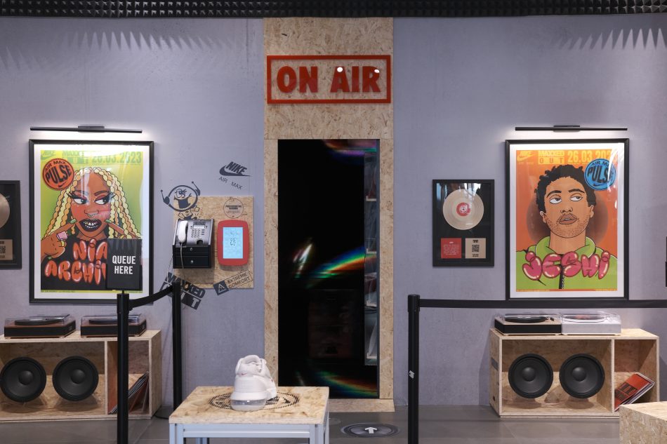 Nike Air Max Listening Room