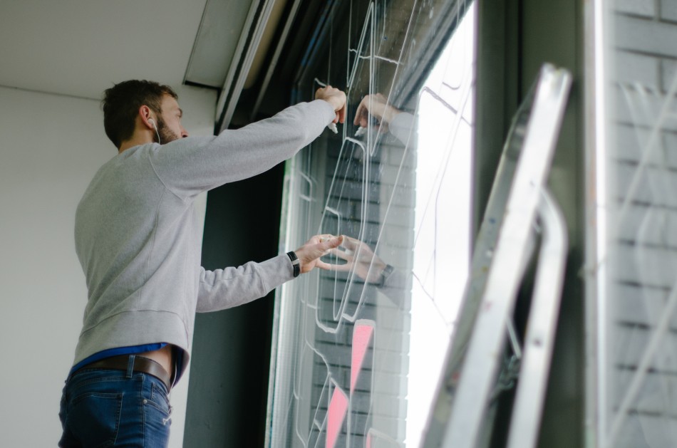 engel kousen bibliotheek Hoxton Window Project: Charles Williams