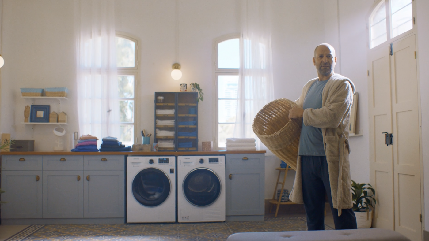 Samsung: The Man Who Got To The Bottom Of The Laundry Basket